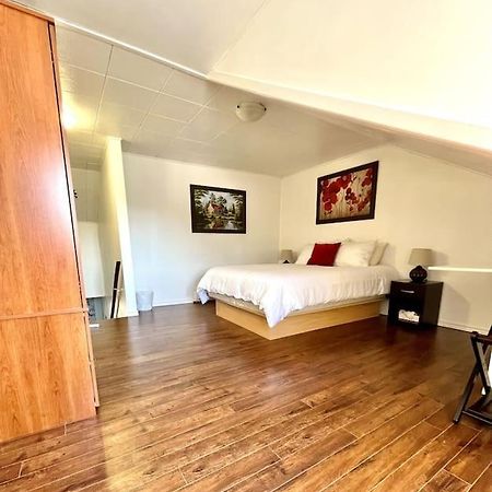 Les Appartements Du Vieil Edifice Metabetchouan-Lac-a-la-Croix Luaran gambar