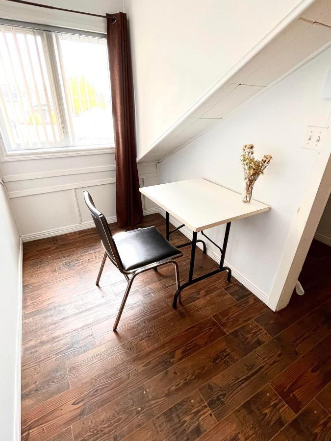 Les Appartements Du Vieil Edifice Metabetchouan-Lac-a-la-Croix Luaran gambar